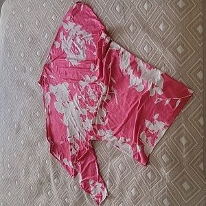 Hak pink shirt, Size L.